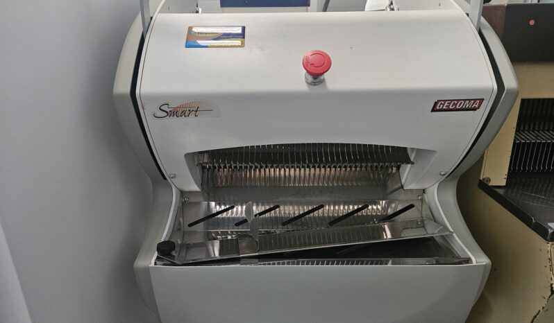 Trancheuse à pains Gécoma complet
