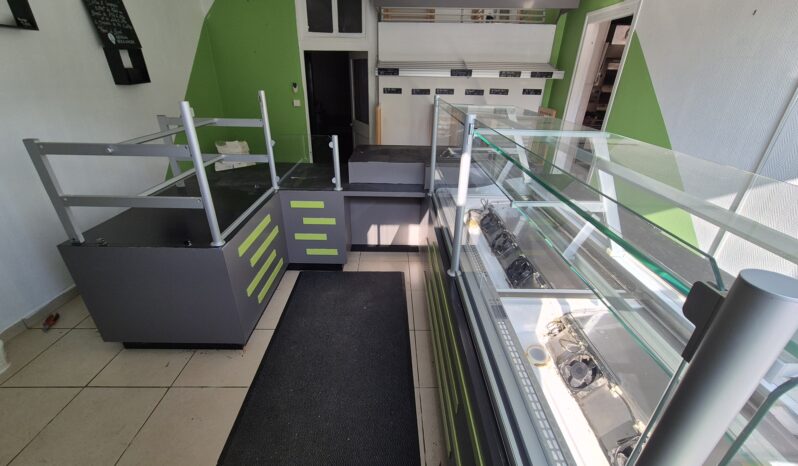 Magasin Panem, groupe logé complet